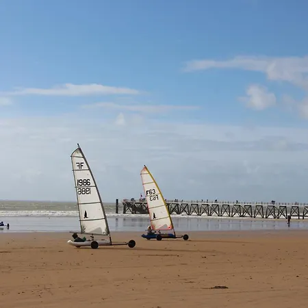 Daire Pour 4 A St-jean-de-mont - Jardin